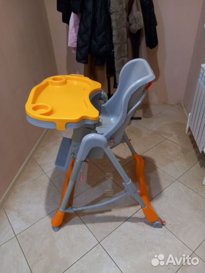 Стульчик для кормления