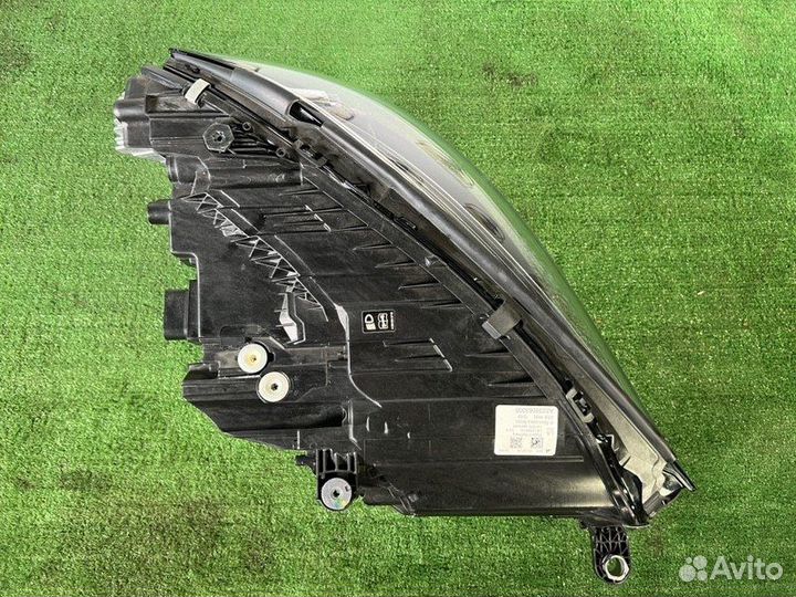 Фара светодиодная передняя левая Mercedes-Benz