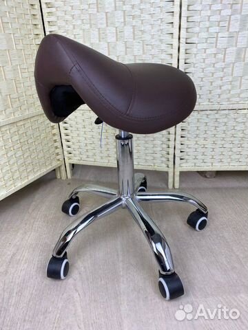 Стул-седло без спинки