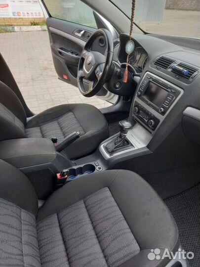 Skoda Octavia 1.8 AT, 2011, 260 000 км