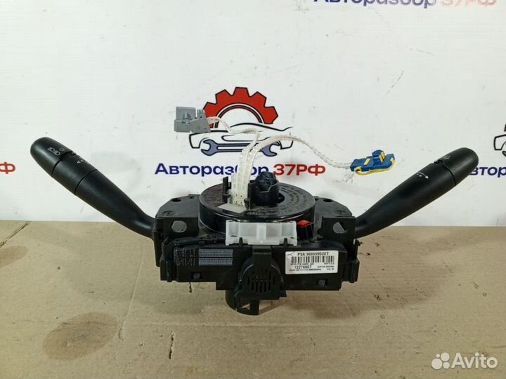 Переключатель подрулевой Peugeot 308