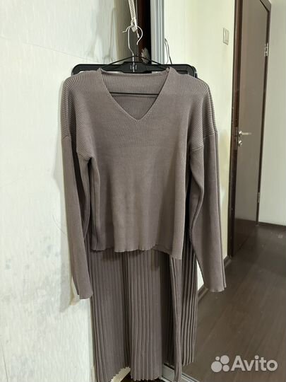 Комплект кофта и юбка