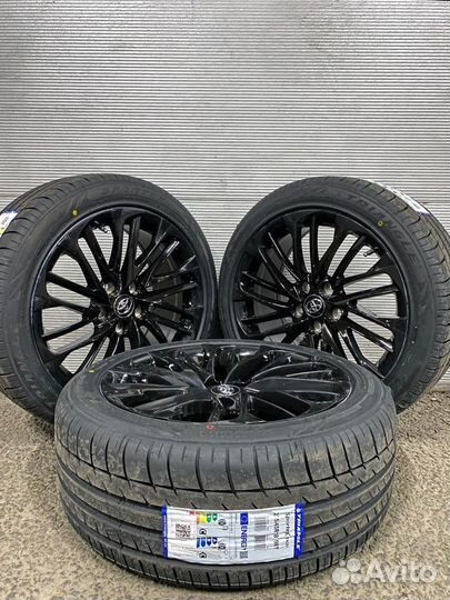 Колеса Toyota Camry в сборе. 235 45 R18