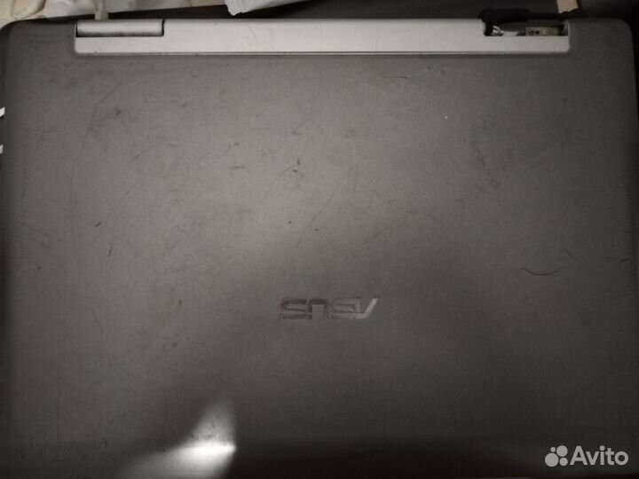 Ноутбук asus