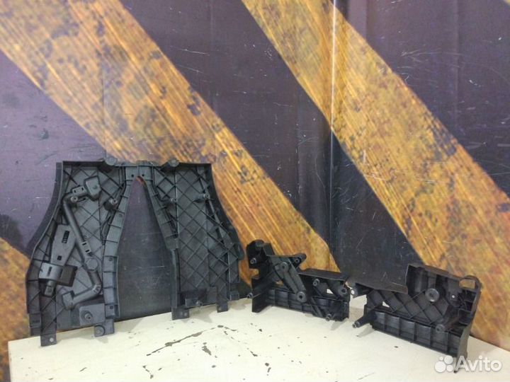 Отсек под инструмент Bmw X5 E53 M62 2001