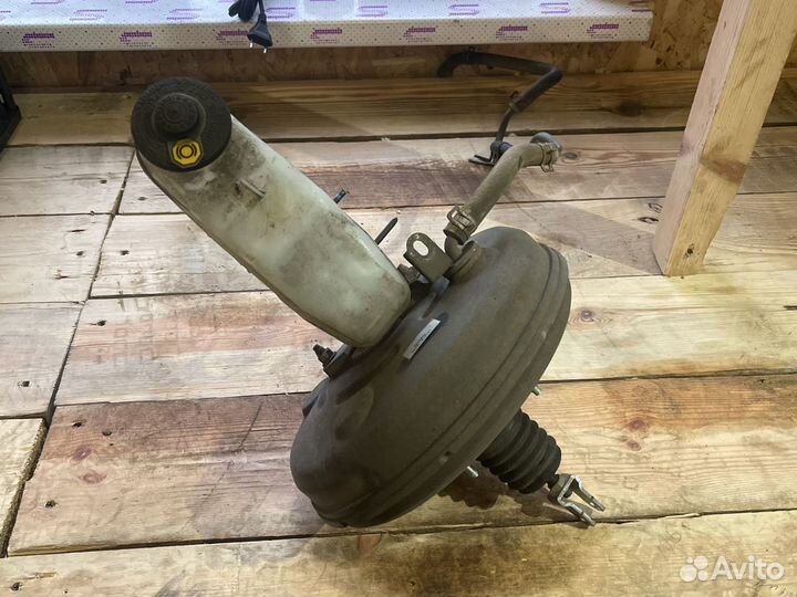 Вакумный усилитель тормозов toyota corolla Е150