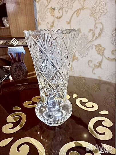 Вазы хрустальные для цветов
