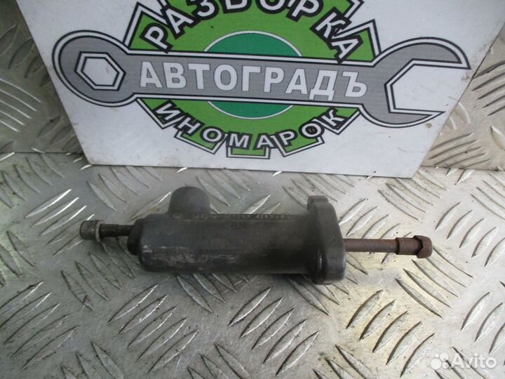 Цилиндр сцепления рабочий Mercedes W202