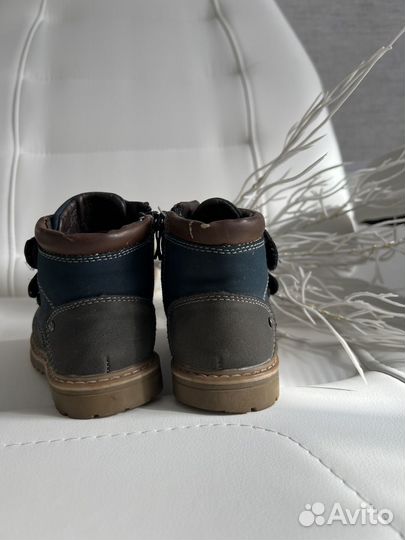 Ботинки демисезонные 22 размер