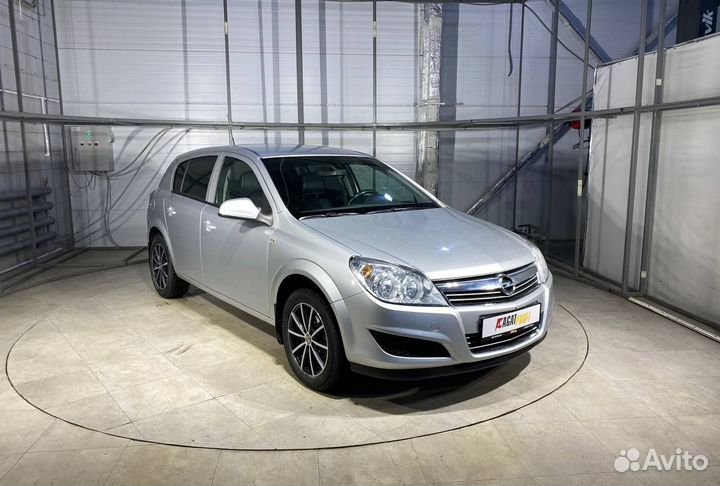 Opel Astra 1.6 МТ, 2013, 134 237 км