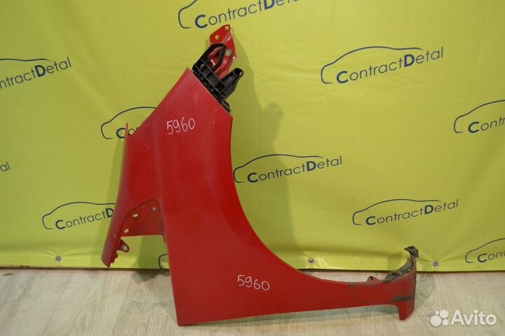 Крыло переднее правое honda Jazz 2008-2010