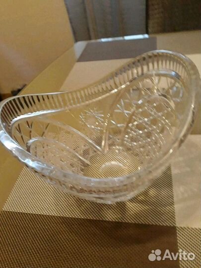 Хрустальная конфетница большая