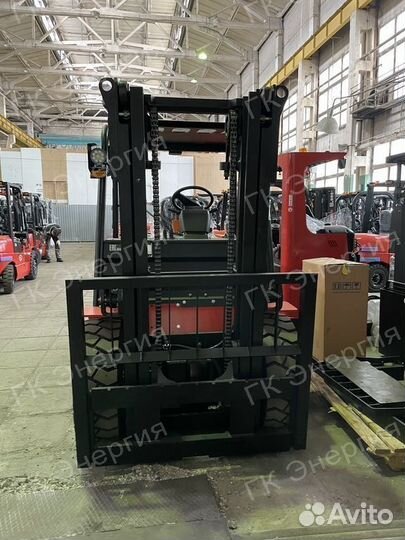 Вилочный погрузчик EP Equipment CPCD50, 2023