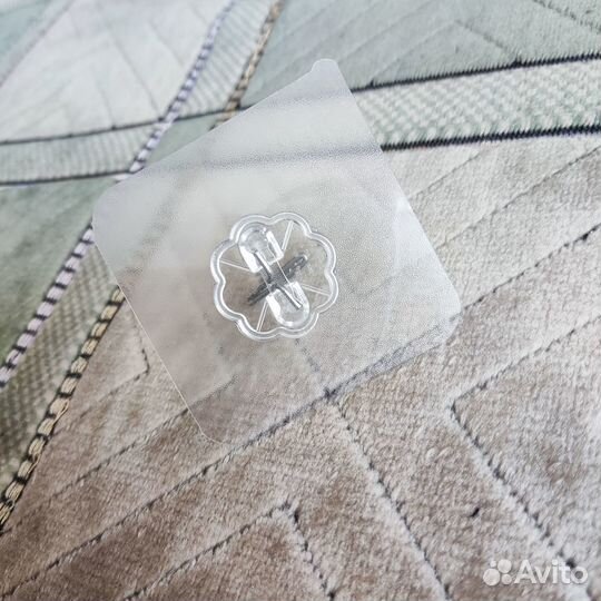 Прозрачные крючки