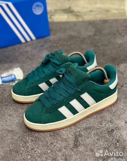 Кроссовки adidas