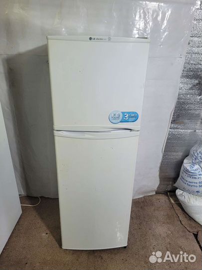 Холодильник LG