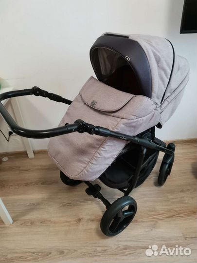 Коляска Adamex Reggio 3 в 1