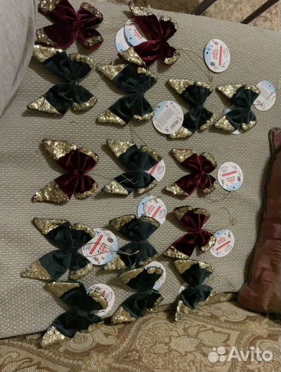 Новогодние бантики на елку