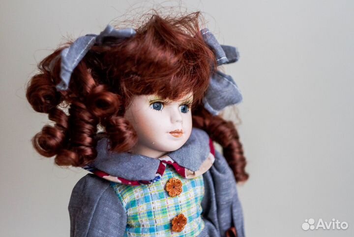 Новая коллекционная фарфоровая кукла