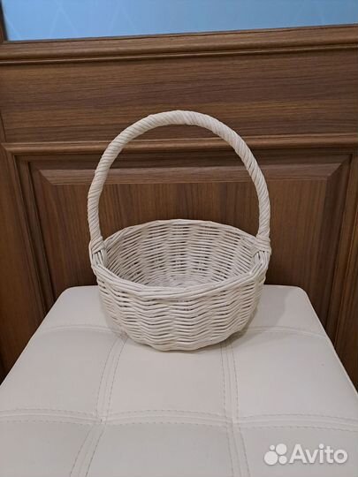 Корзина плетеная
