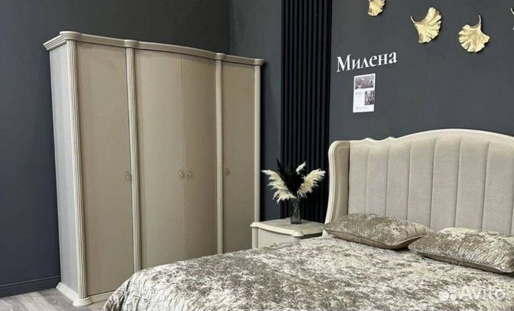 Спальный гарнитур