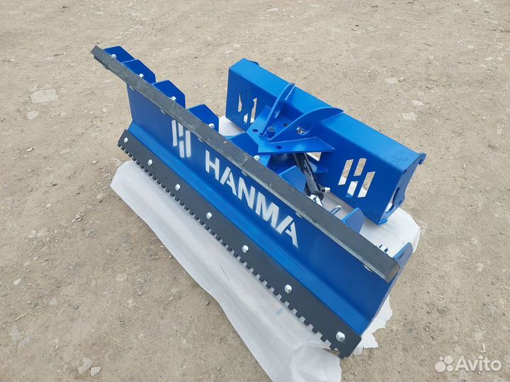 Поворотный гидравлический отвал на кун 1,5 м