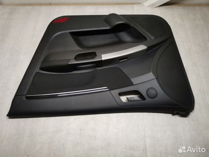 Обшивка двери передняя правая Geely Emgrand Ec7