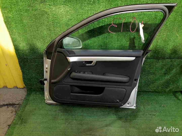 Дверь передняя правая Audi A4 B7 8ED 8K2