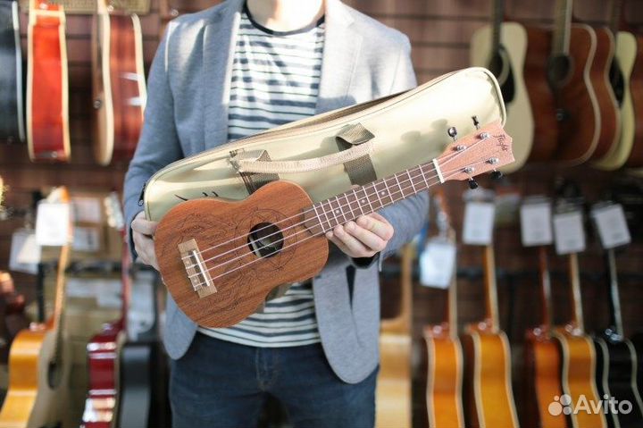 Укулеле Сопрано Flight + аксессуары