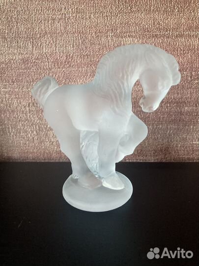 Фигурка лошадь хрусталь стекло
