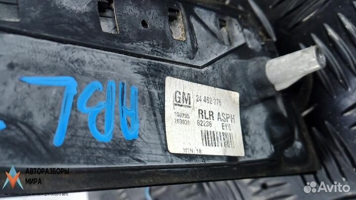 Зеркало наружное правое Opel Zafira 2 (B) 2005