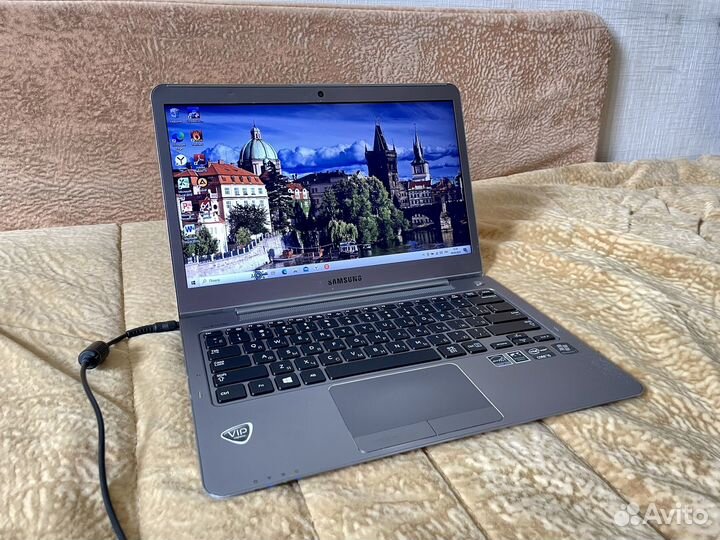 Мощный ультрабук Samsung core i5