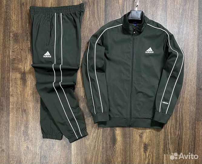 Спортивные костюмы Adidas