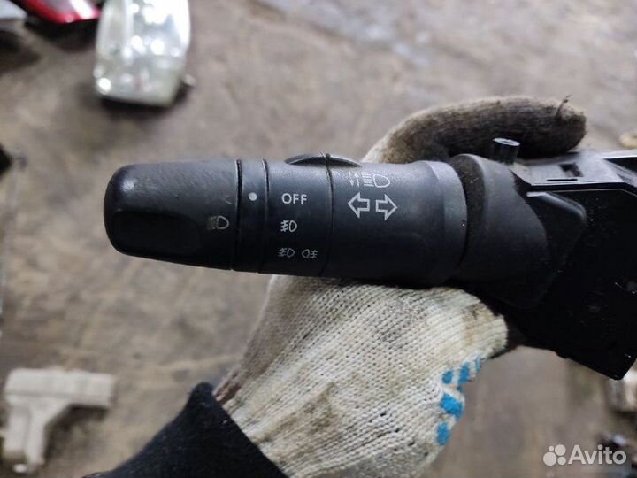 Переключатель поворотов Nissan X-Trail T30