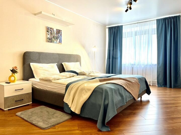 2-к. квартира, 72 м², 4/10 эт.