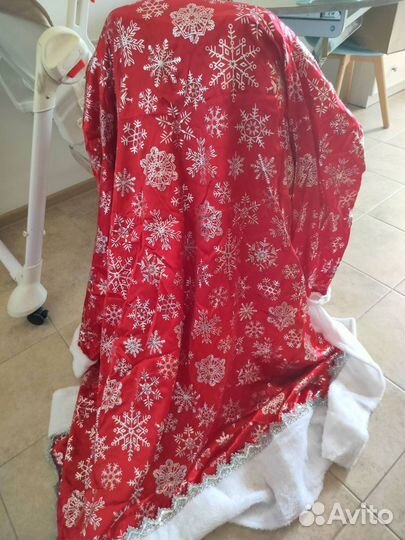 Костюмы снегурочки и деда мороза