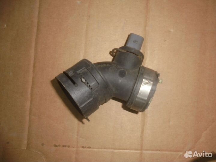 Audi Q7 2006-2015 год (4L) Шланг водяной