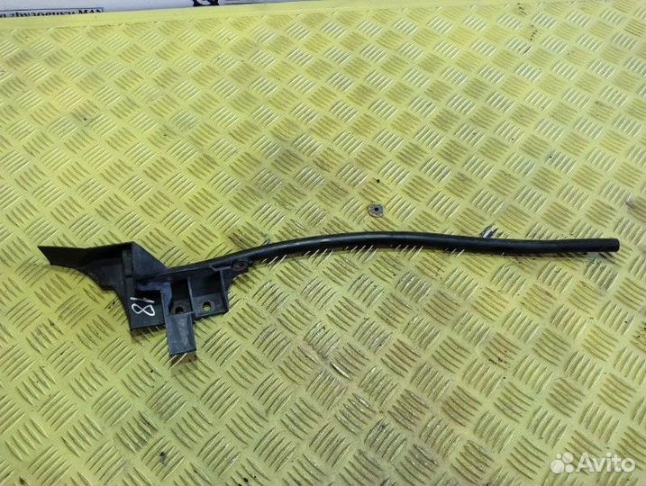 Кронштейн обтекателя кабины левый Man Tgl Tgm