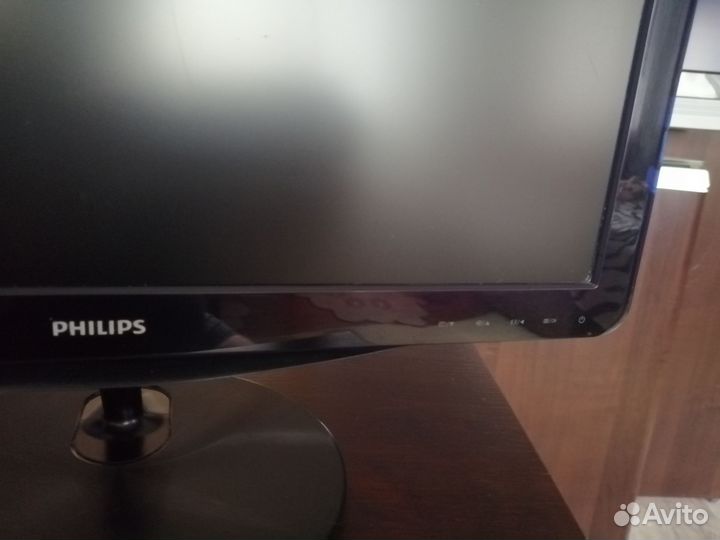 Монитор Philips