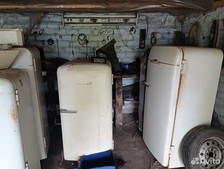 Холодильник ЗИЛ москва СССР