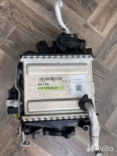 Охладитель воздуха Mercedes benz