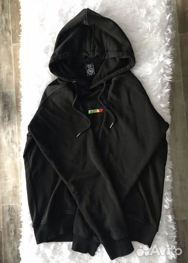 Худи питерский щит