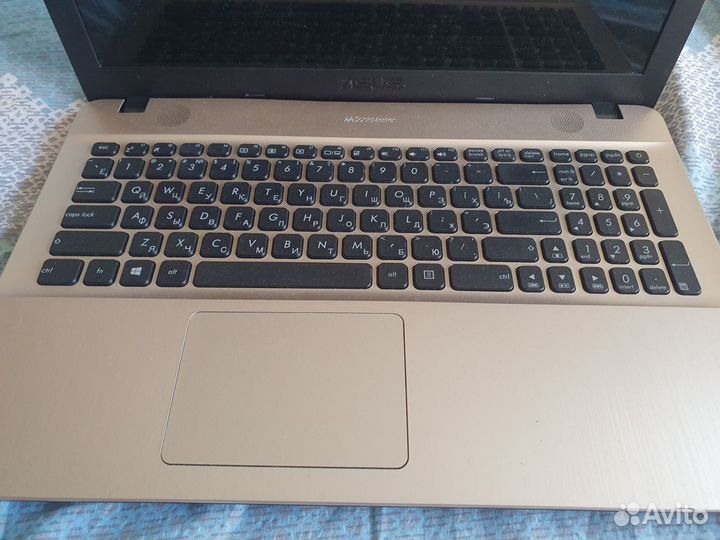 Ноутбук asus D541S