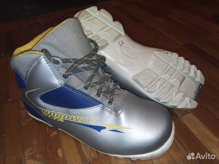 Лыжные ботинки в ассортименте