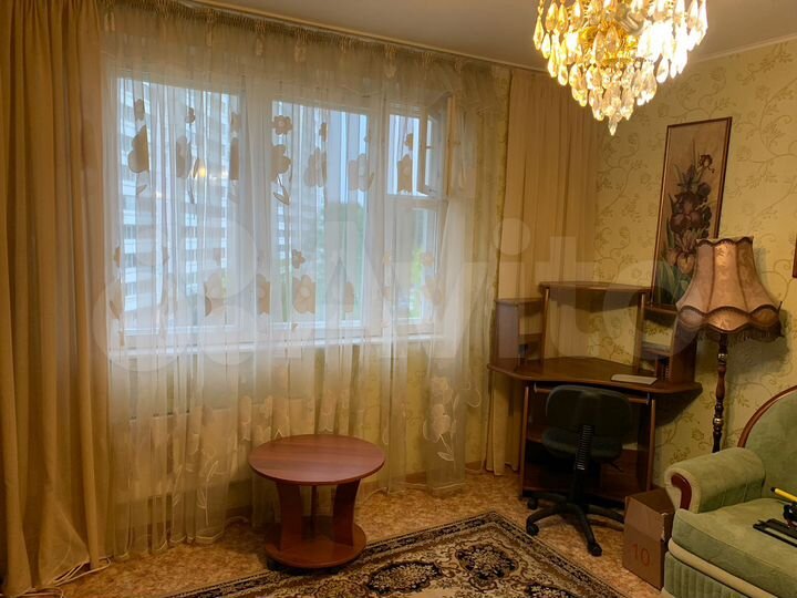 2-к. квартира, 55 м², 6/14 эт.