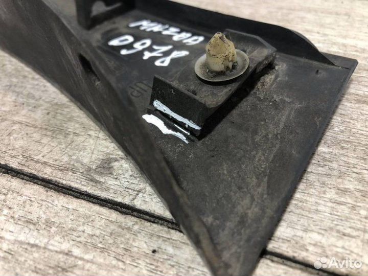 Молдинг крыла переднего левого Mazda 6 Gh 2.5 2008