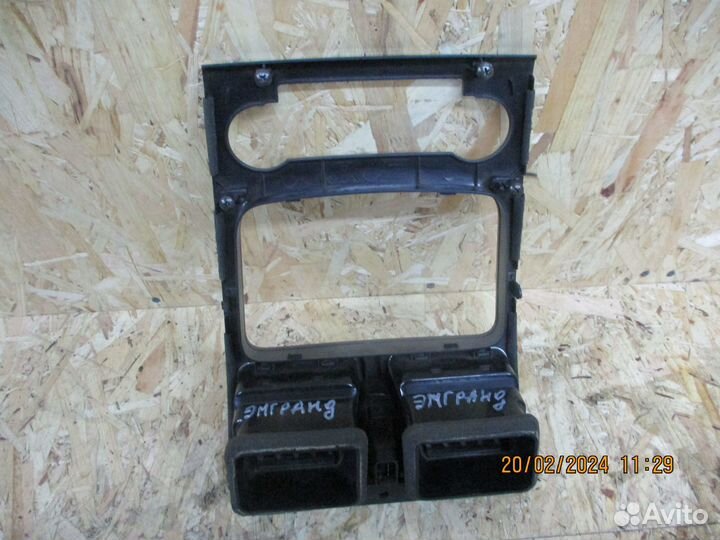 Воздуховоды центральные Джили Эмгранд EC7