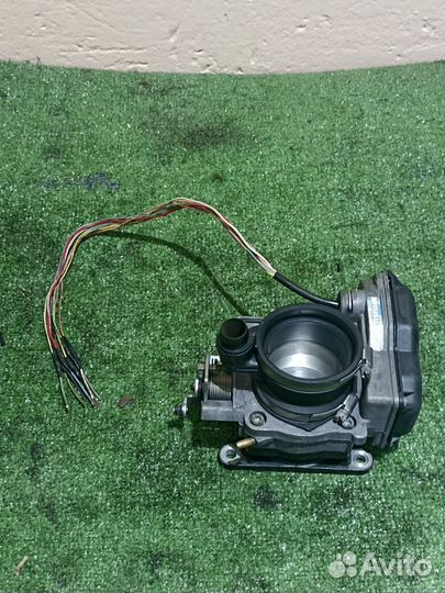 Дроссельная заслонка Mercedes m111 2.2 w124/w202