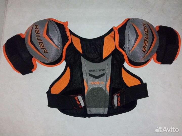 Нагрудник хоккейный детский Bauer one 4