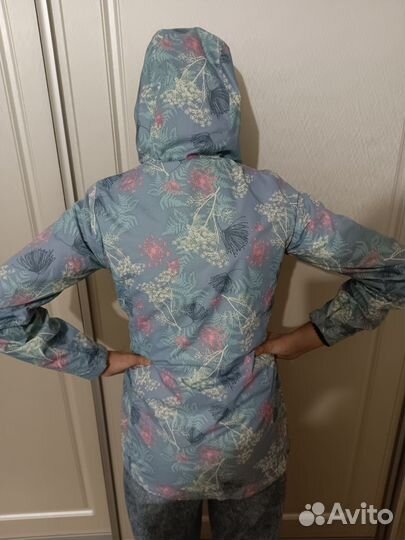 Ветровка для девочки